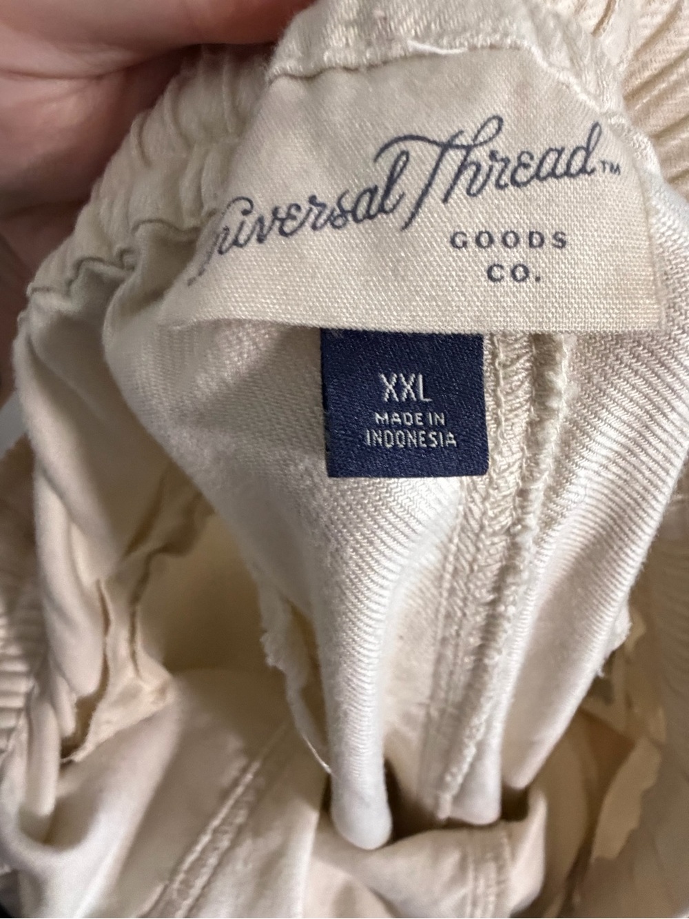 Universal Thread Men's Cream Drawstring Relaxed Chinos - Picture 4 of 5